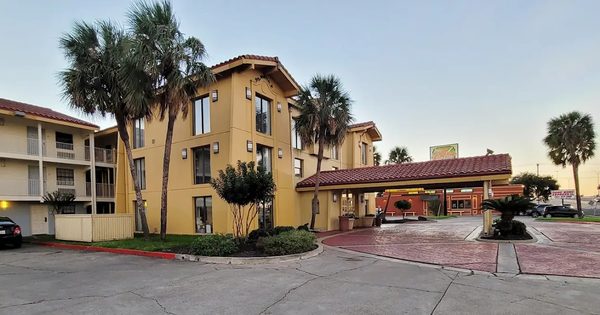 Palm Bliss Hotel Corpus Christi South — Property