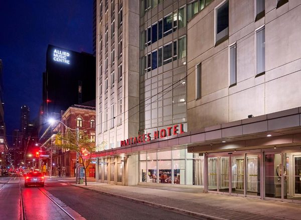 Pantages Hotel Toronto Centre Toronto Ontario — Property