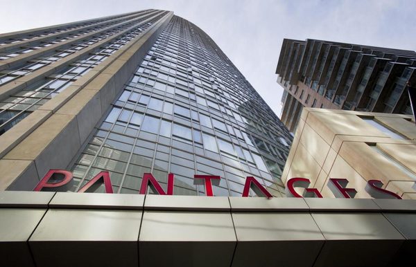 Pantages Hotel Toronto Centre Toronto Ontario — Property