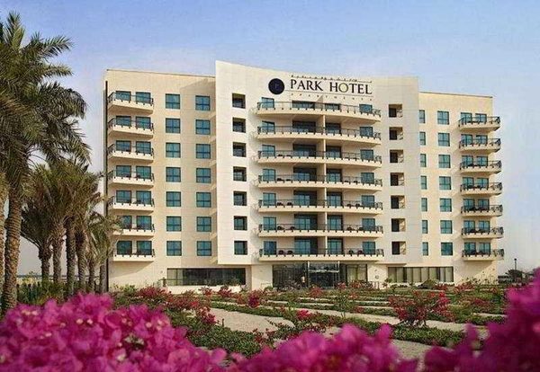 Park Apartments Dubai An Edge by Rotana Hotel — Property