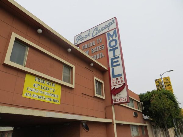 Park Cienega Motor Hotel Los Angeles California — Property