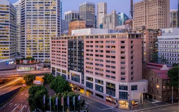 PARKROYAL Darling Harbour — Property