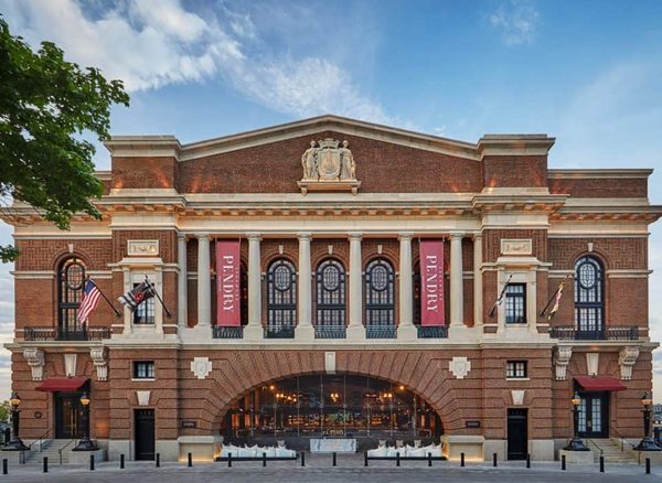 Pendry Chicago — Property