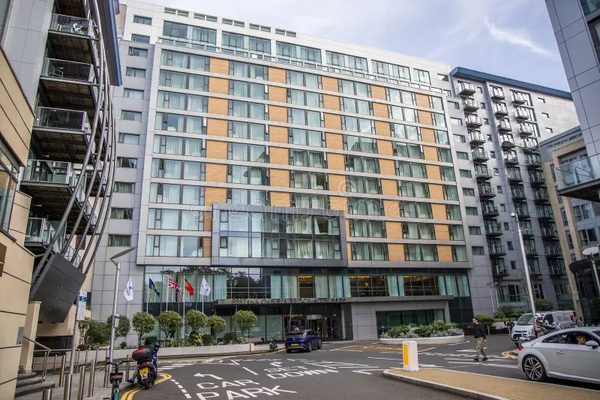 Pestana Chelsea Bridge Hotel Spa — Property