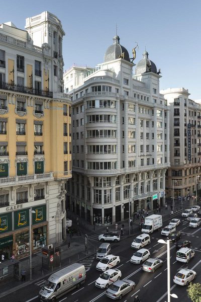 Petit Palace Triball — Property