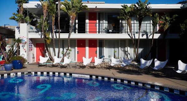 Phoenix Hotel — Property