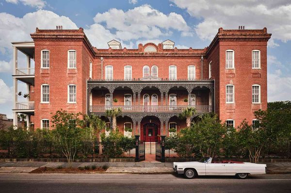 Piety House — Property