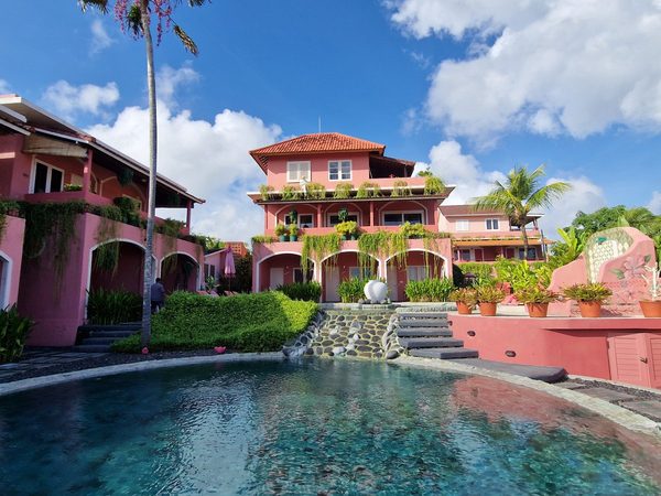 Pinkcoco Uluwatu Constant Surprises For Cool Adults Only — Property