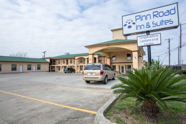 Pinn Road Inn Suites — Property