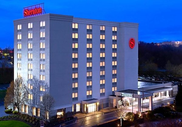 Pittsburgh Airport Inn Suites — Property