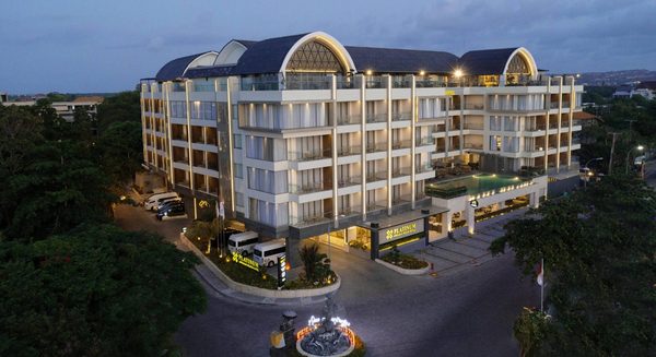 Platinum Hotel Jimbaran Beach Bali — Property