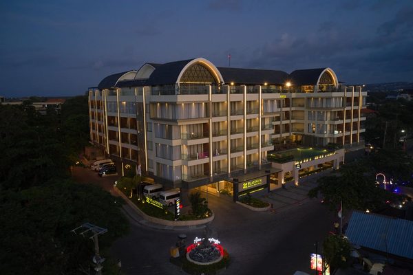 Platinum Hotel Jimbaran Beach Bali — Property