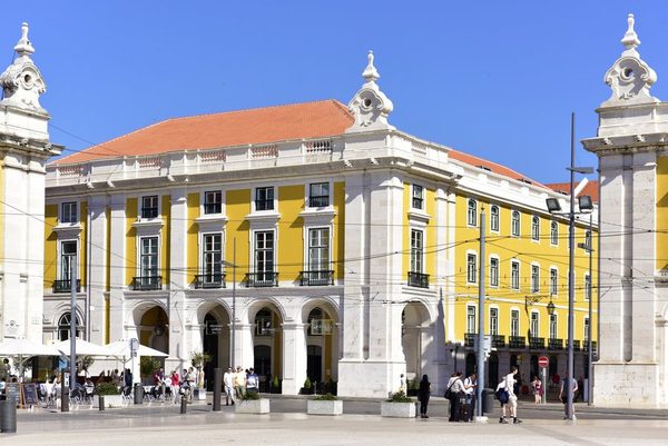 Pousada Lisboa Praca Do Comercio — Property