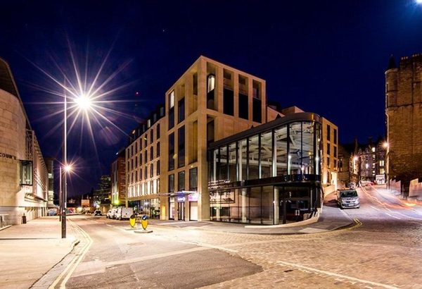 Premier Inn Edinburgh City Centre Royal Mile Hotel — Property