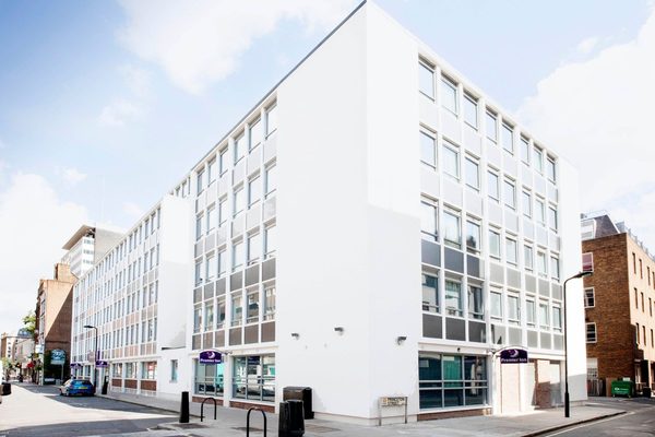Premier Inn London Holborn hotel — Property