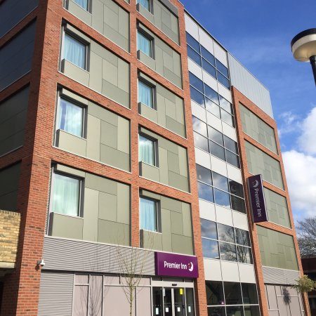Premier Inn London Southgate Hotel — Property