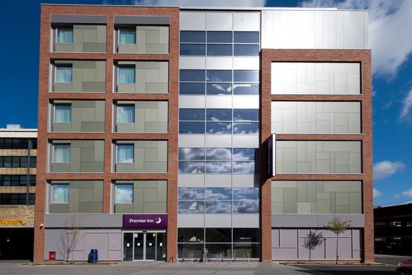 Premier Inn London Southgate Hotel — Property