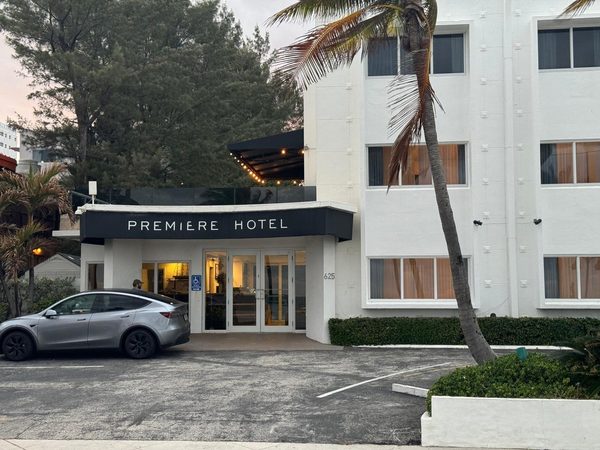 Premiere Hotel — Property