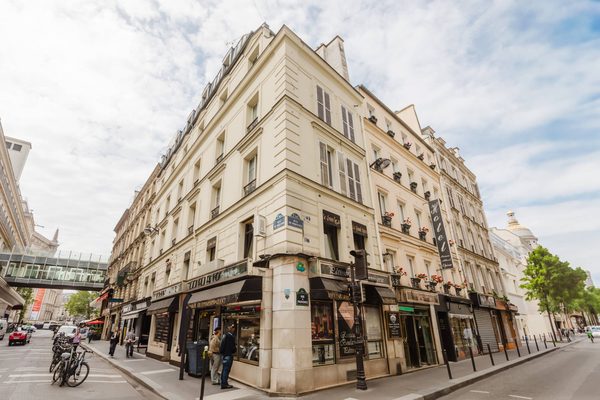 Prince Albert Opera — Property