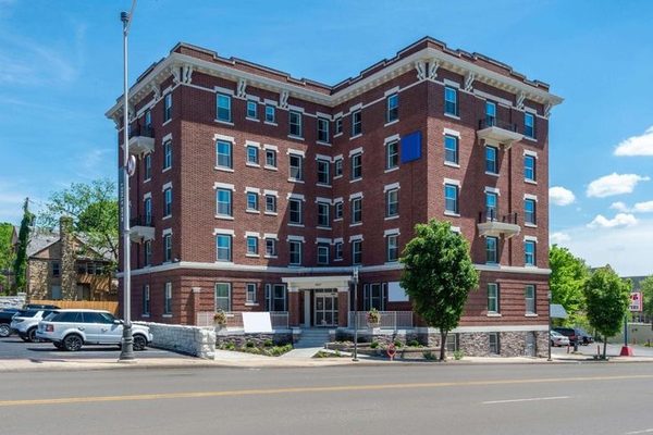 Quality Inn and Suites Kansas City Downtown — Property