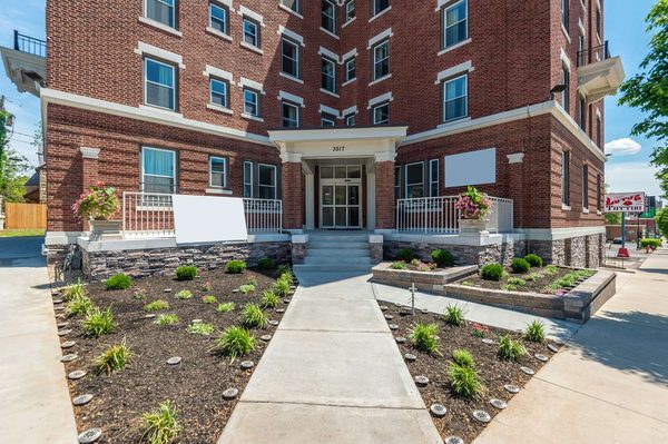 Quality Inn and Suites Kansas City Downtown — Property