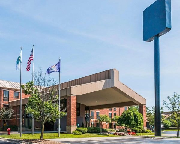 Quality Inn Auburn Hills Auburn Hills Michigan — Property