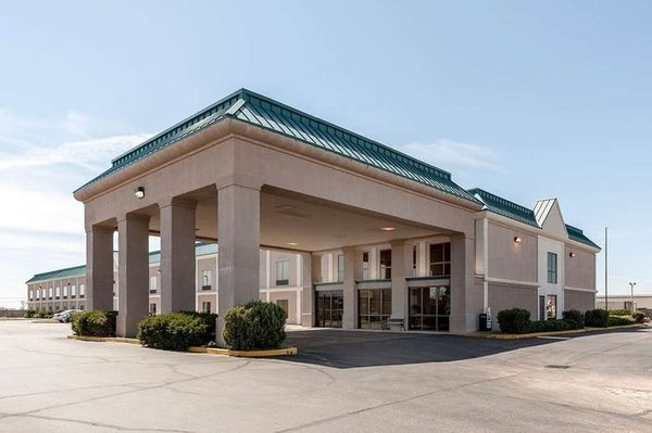 Quality Inn Clarksdale Mississippi — Property