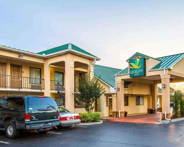 Quality Inn Dahlonega Near University — Property