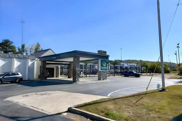 Quality Inn — Property