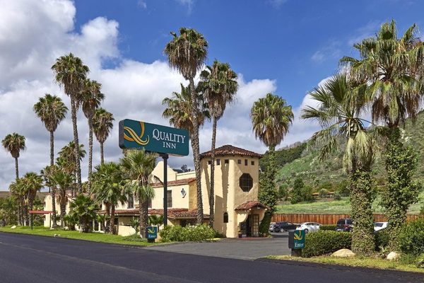 Quality Inn Fallbrook I 15 — Property