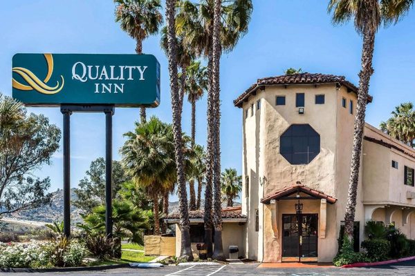 Quality Inn Fallbrook I 15 — Property