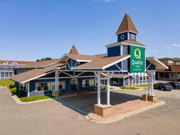 Quality Inn — Property
