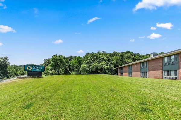 Quality Inn Harpers Ferry West Virginia — Property