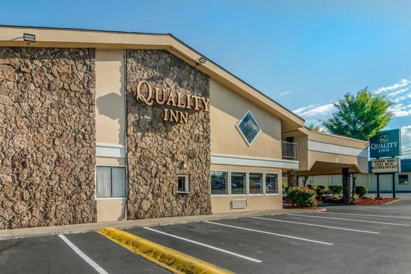 Quality Inn Klamath Falls Crater Lake Gateway — Property