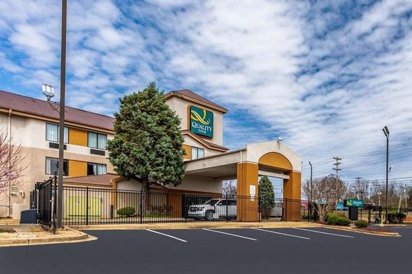 Quality Inn Memphis Northeast near I 40 — Property