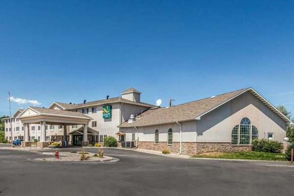 Quality Inn — Property