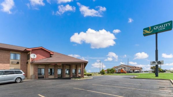 Quality Inn Rochelle Illinois — Property