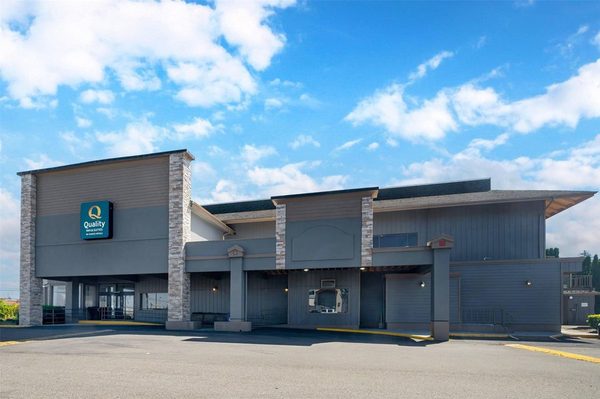 Quality Inn Suites at Coos Bay — Property