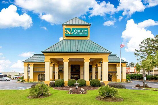 Quality Inn Suites Civic Center — Property