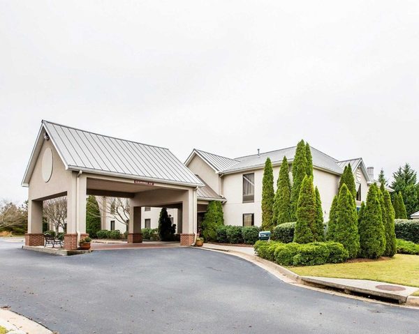 Quality Inn Suites Dawsonville Dawsonville Georgia — Property