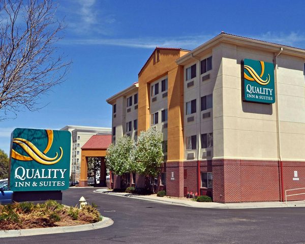 Quality Inn Suites Denver International Airport — Property