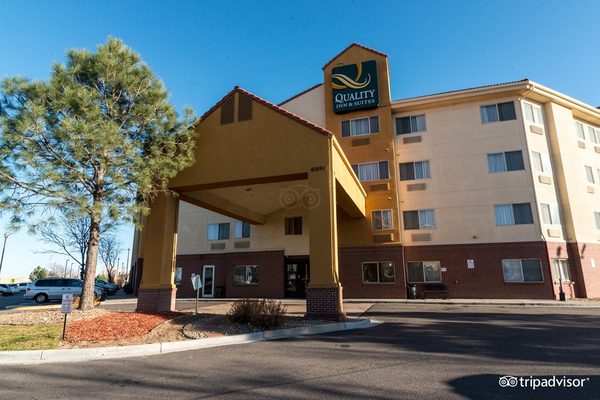Quality Inn Suites Denver International Airport — Property