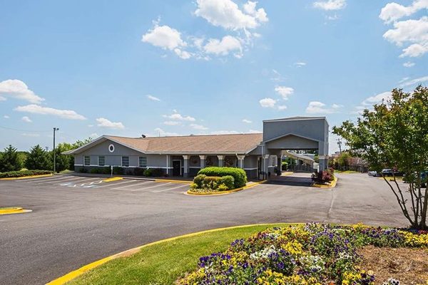 Quality Inn Suites Haywood Mall Area — Property