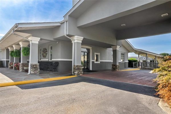 Quality Inn Suites Haywood Mall Area — Property