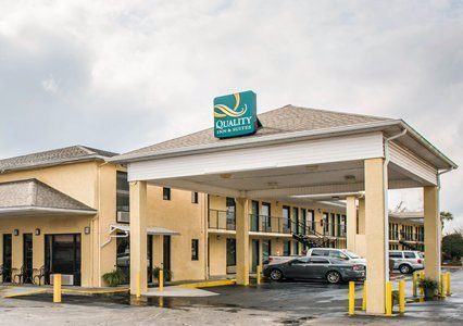 Quality Inn Suites Live Oak I 10 Exit 283 — Property