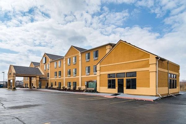 Quality Inn Suites Near I 80 And I 294 — Property