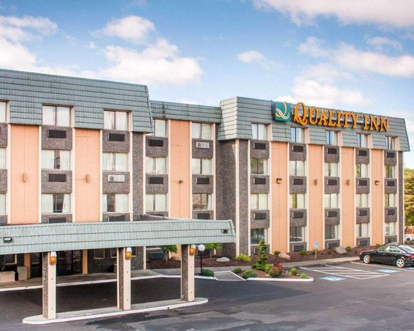 Quality Inn Tigard Portland Southwest — Property