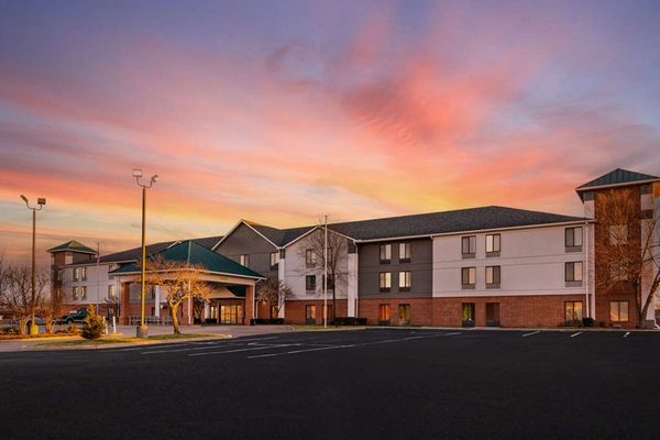 Quality Inn — Property