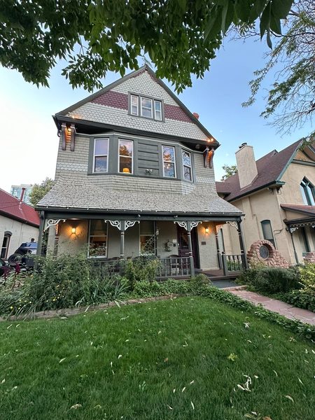 Queen Anne Urban Bed Breakfast — Property