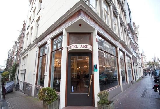 Quentin Arrive Hotel — Property